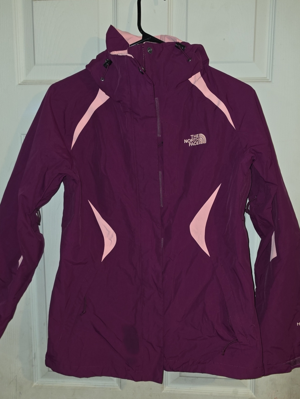 The North Face Women's Size Small Plum Ski Jacket with Pink Accents